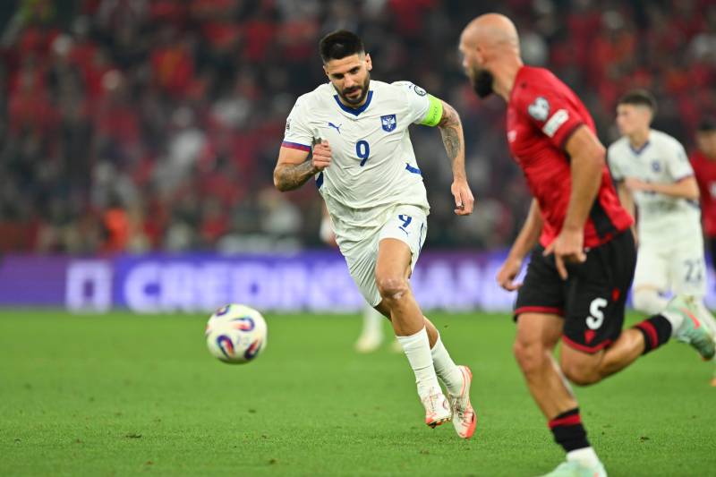 Aleksandar Mitrović. Srbija