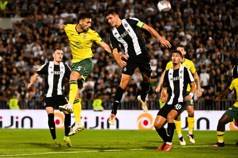 Partizan na prekretnici
