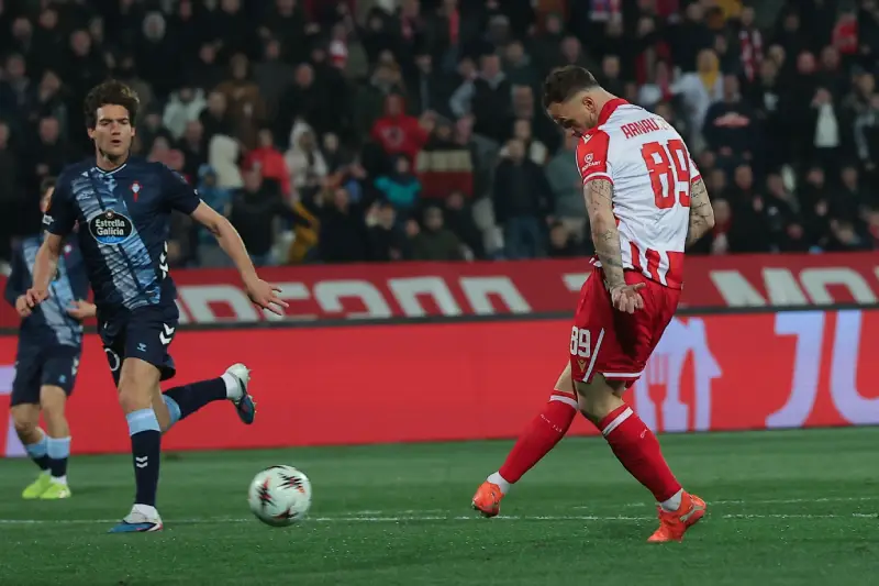 Marko Arnautović (Crvena zvezda) strelac gola protiv Lila.