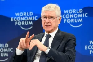 Arsen Venger predložio novo pravilo za ofsajd.