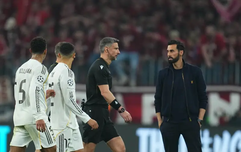 Trener Real Madrida Alvaro Arbeloa bio je nezadovoljan suđenjem Slavka Vinčića protiv Bajerna u Minhenu