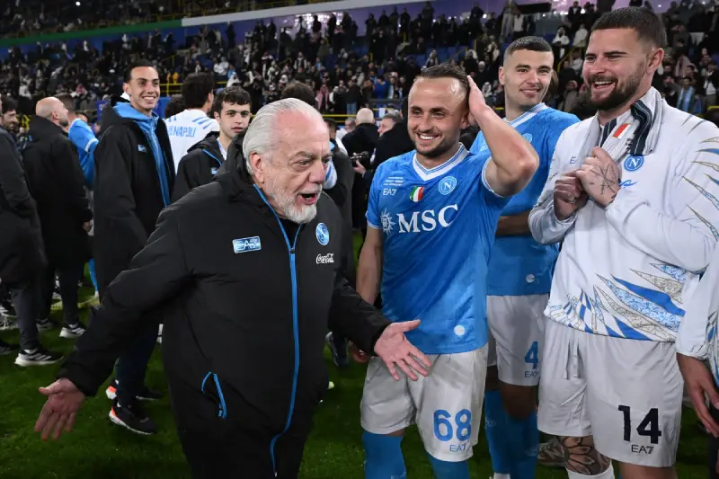 Aurelio De Laurentis sa fudbalerima Napolija