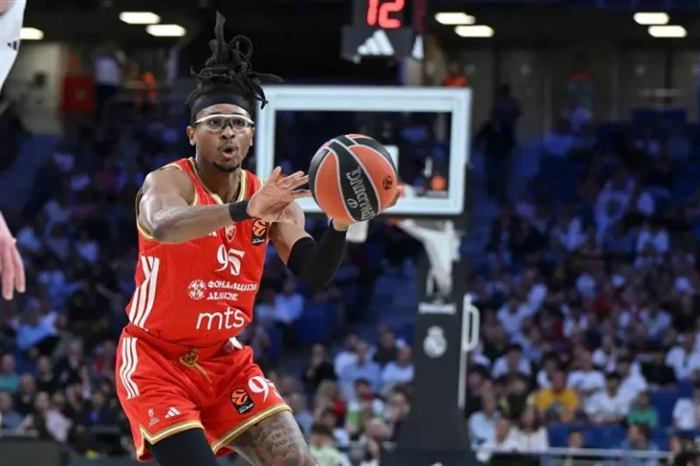 Čima Moneke, Crvena zvezda