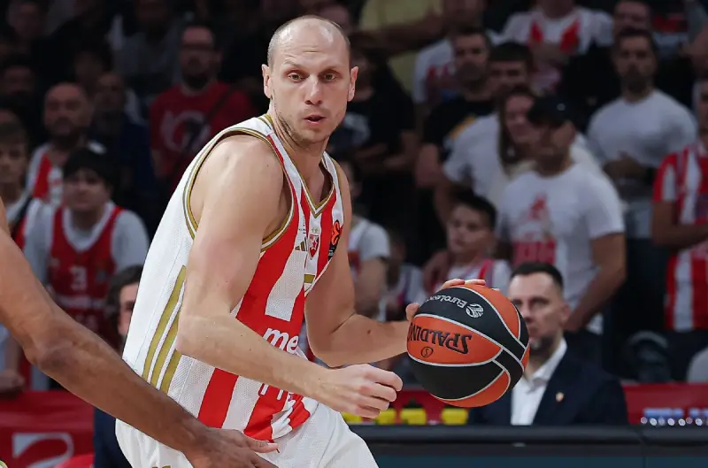 Dejan Davidovac, košarkaš Crvene zvezde