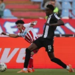 Avdić i Sek u duelu, na 179. večitom derbiju, u kojem je Crvena zvezda pobedila Partizan sa 3;0
