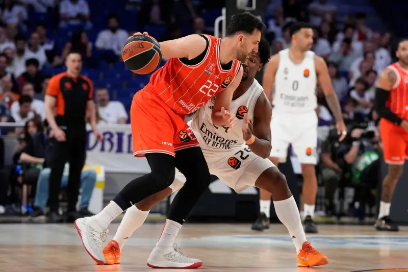 Vasilije Micić i sledeće sezone igraće za Hapoel iz Tel Aviva