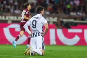 Sastanak nije uspeo, Dušan Vlahović napušta Juventus