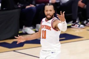 Džejlen Branson je postigao 30 poena za Njujork u prvom meču velikog finala NBA lige sa San Antonijom