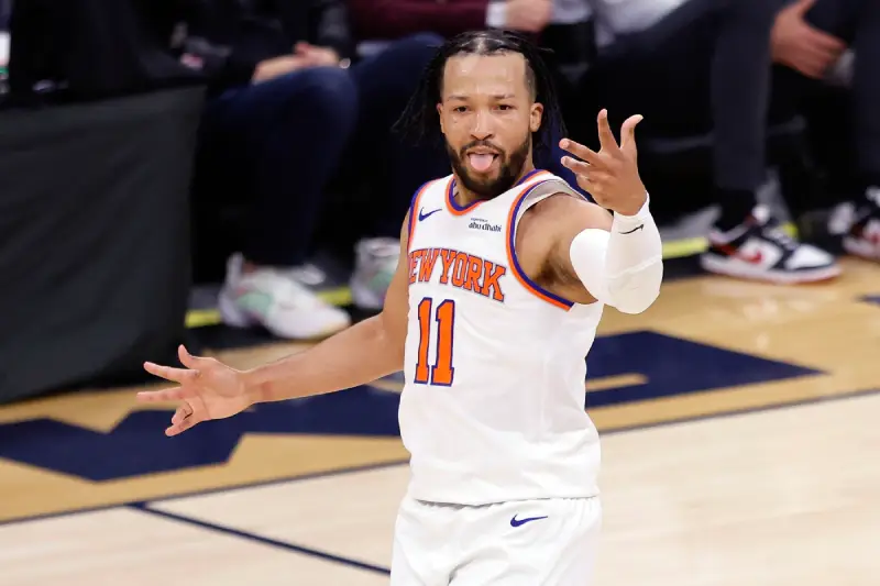 Džejlen Branson je postigao 30 poena za Njujork u prvom meču velikog finala NBA lige sa San Antonijom