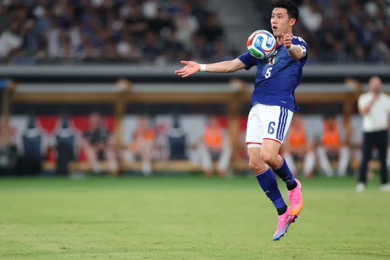 Zbog povrede stopala kapiten Japana Vataru Endo oprostio se od igranja za reprezentaciju
